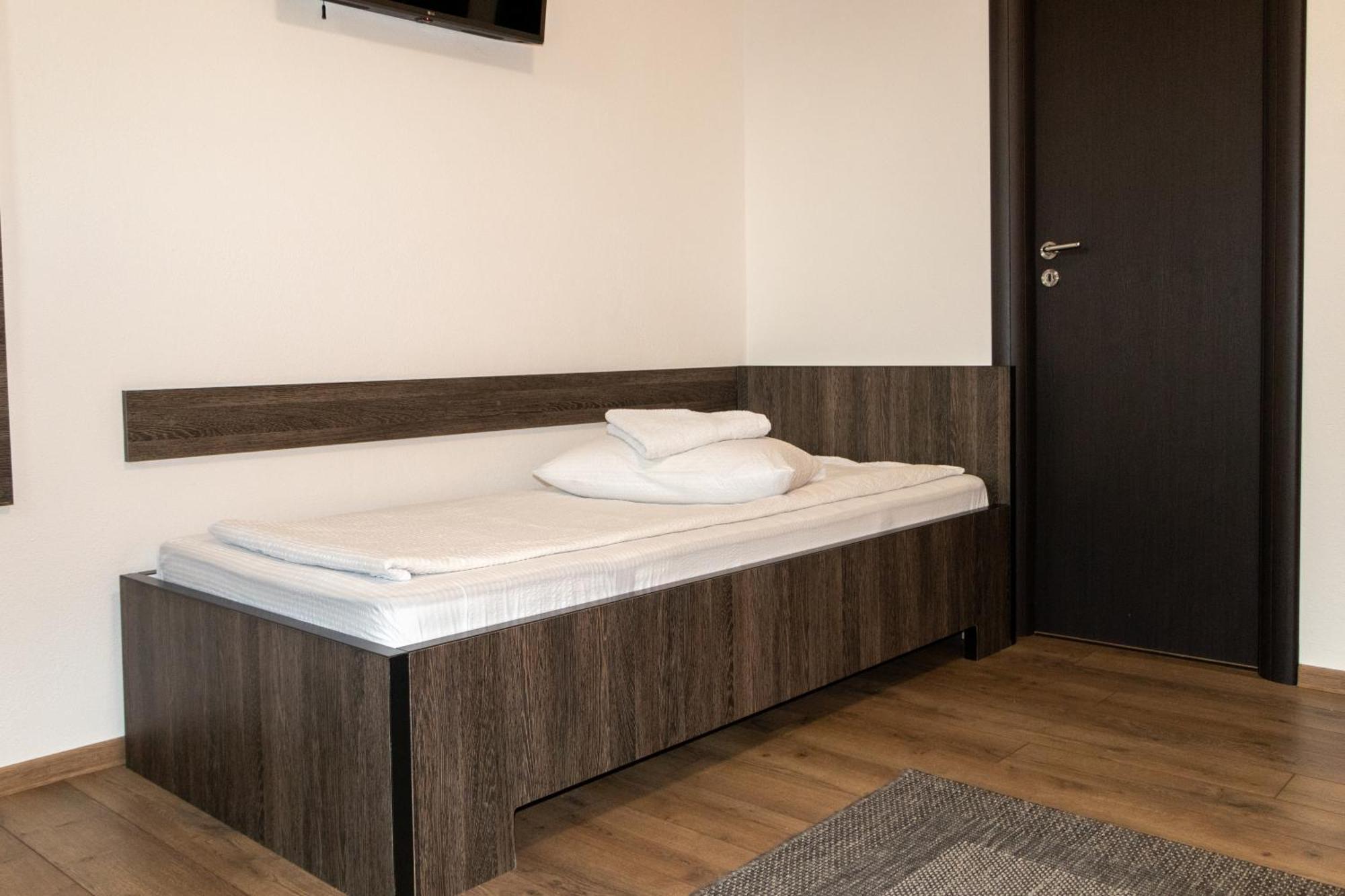 Hotel Tranzit Odorheiu Secuiesc Ngoại thất bức ảnh
